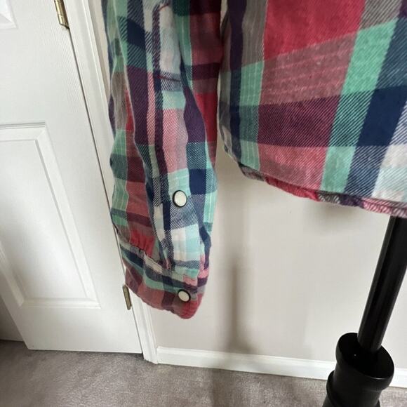 Hollister Plaid Western Shirt Long Sleeve Button Up Pink Green Casual - Picture 5 of 6